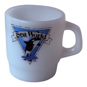 Vintage Sea World Orca Milk Glass Coffee Mug – Thermo-Serv – USA